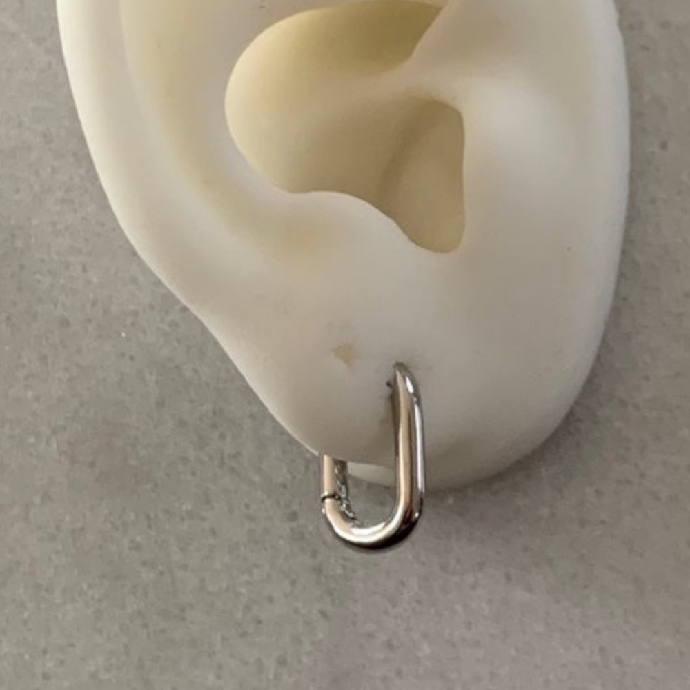 Sterling Silver Oval Huggie Hoop Earrings Brand New - Picture 2 of 4